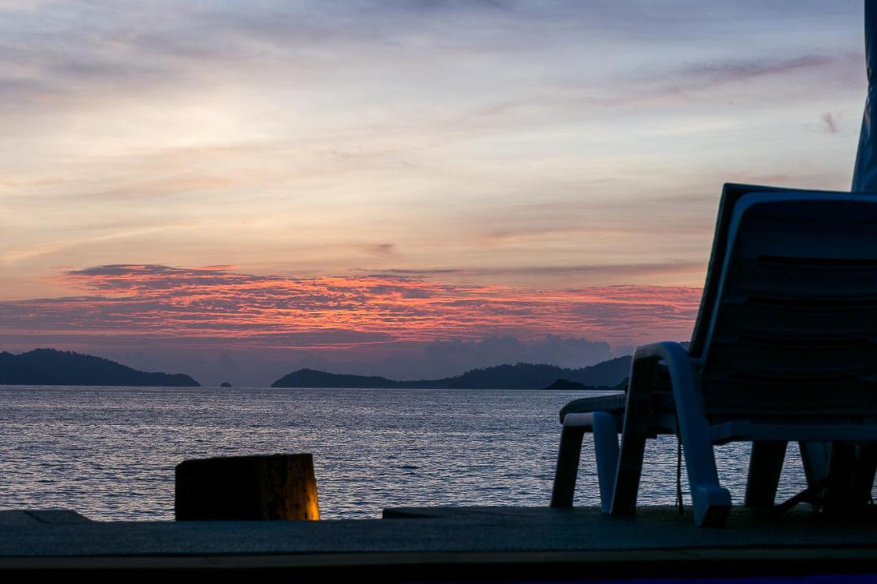 Asara Private Beach Resort Koh Lipe Extérieur photo